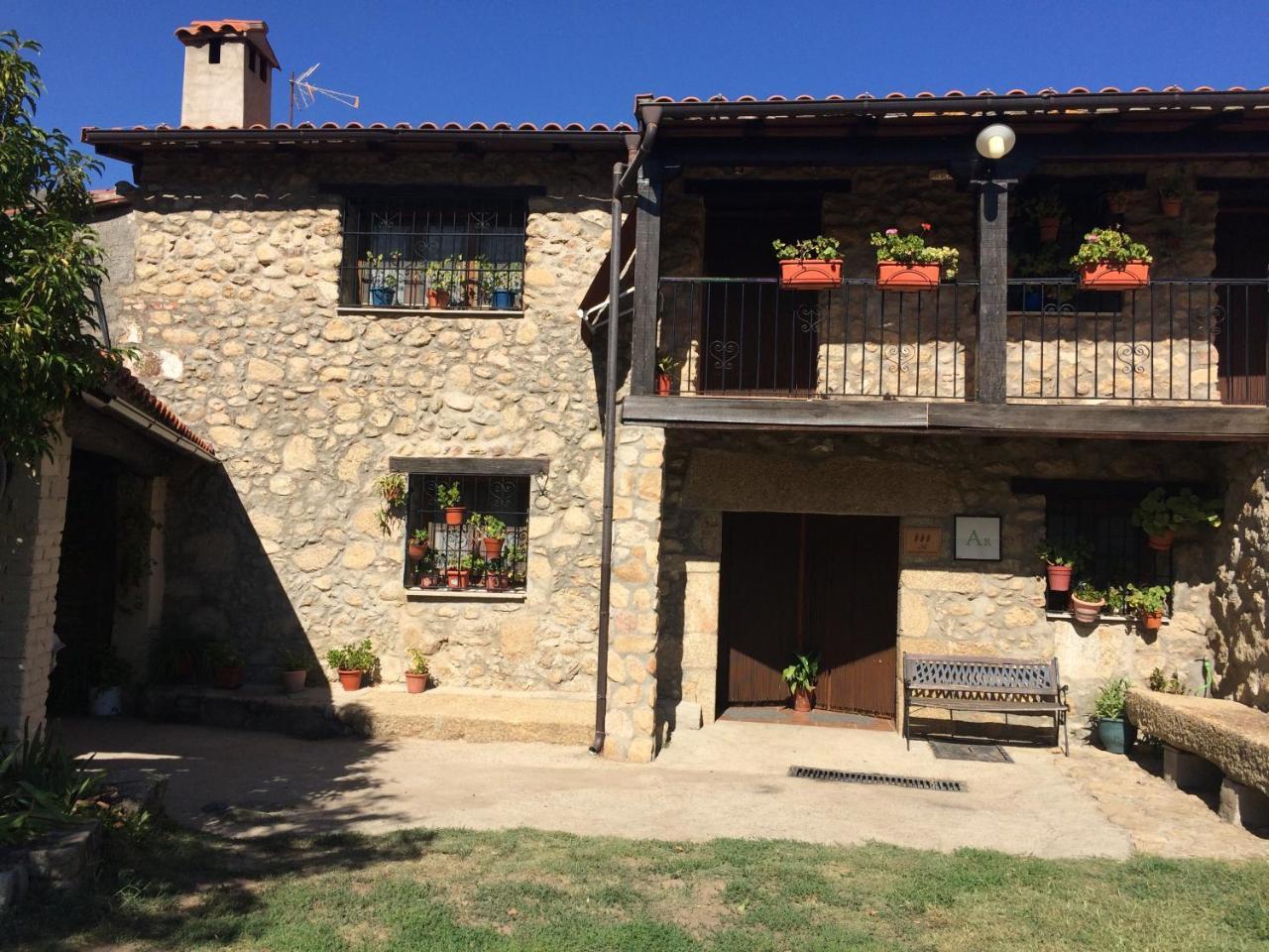 La Antigua Tahona Apartment Navaconcejo Exterior foto